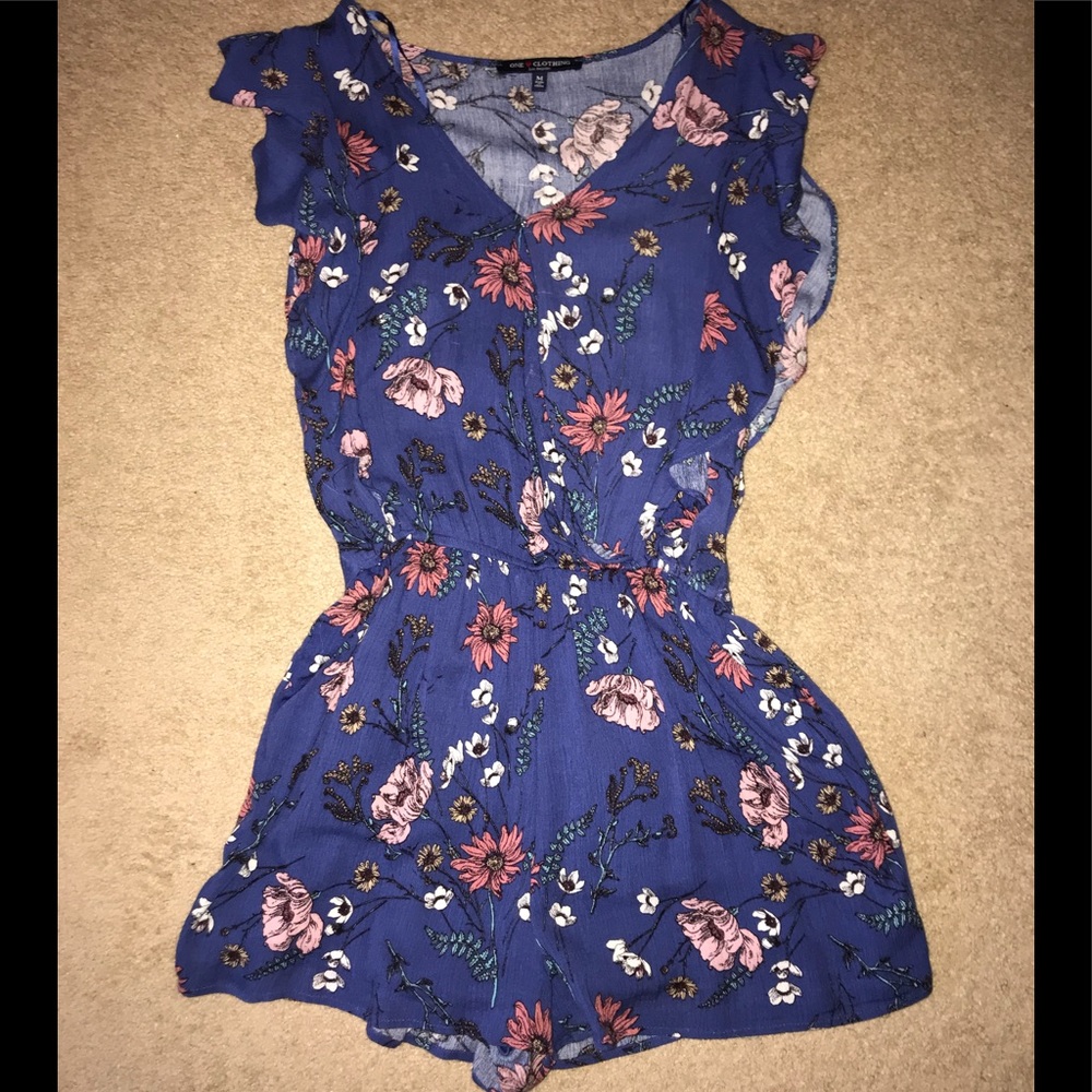 floral romper 🌸🌼🌷